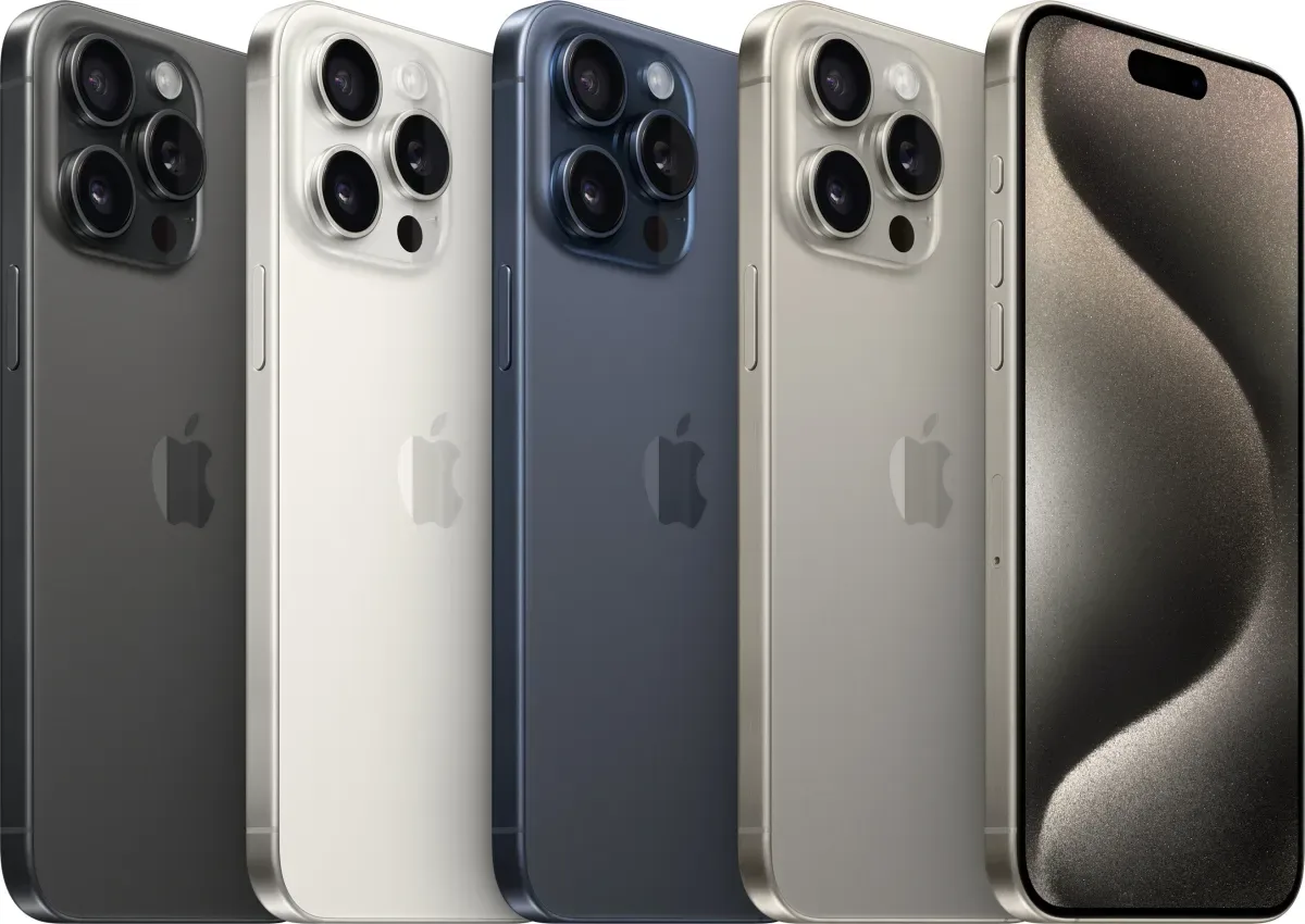 Apple iPhone 15 Pro Max (1TB) - 3