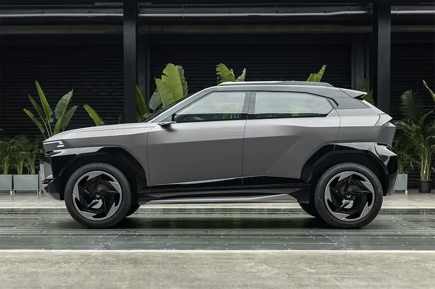 Mahindra Vision X - 2
