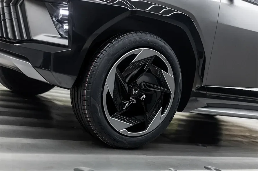 Mahindra Vision X - 6