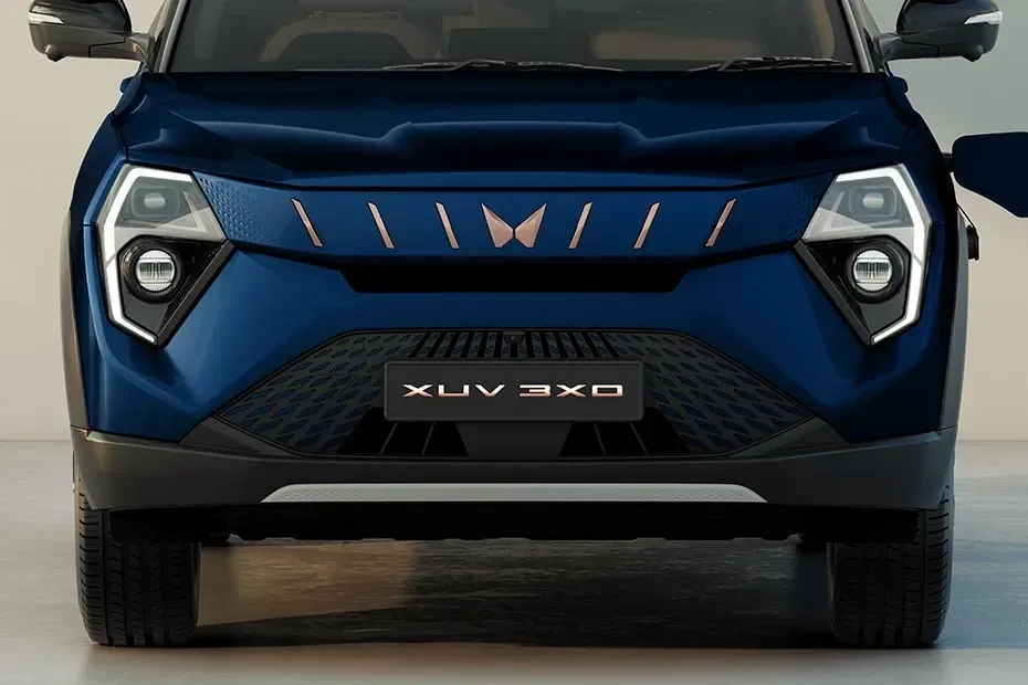 Mahindra XUV 3XO EV - 7