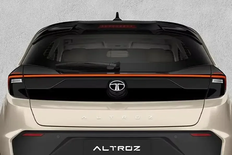 Tata Altroz - 3