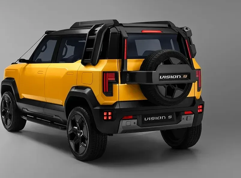 Mahindra Vision S - 4