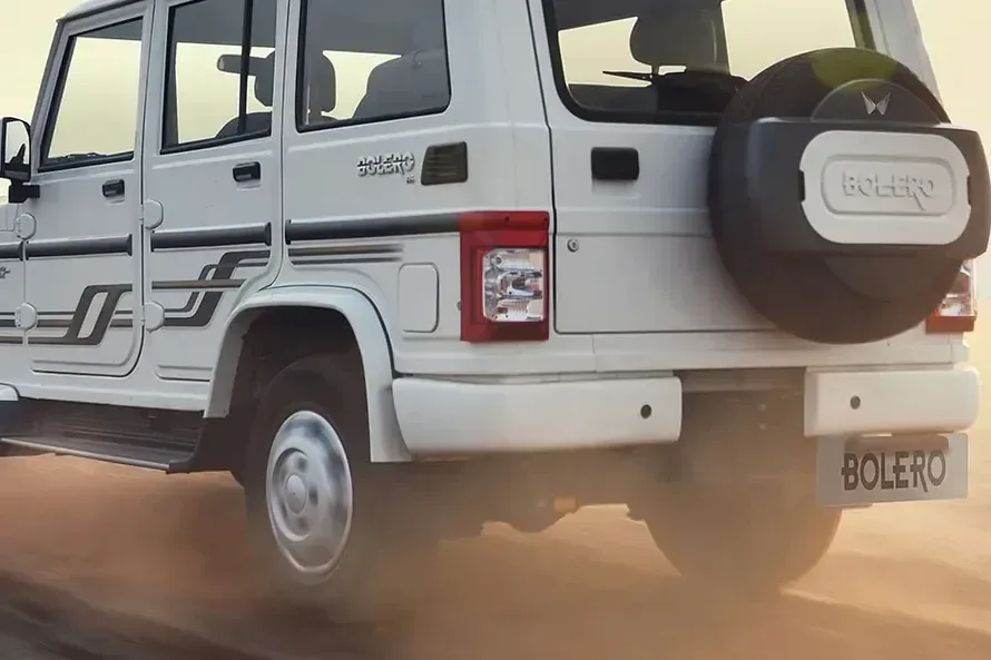 Mahindra Bolero - 4