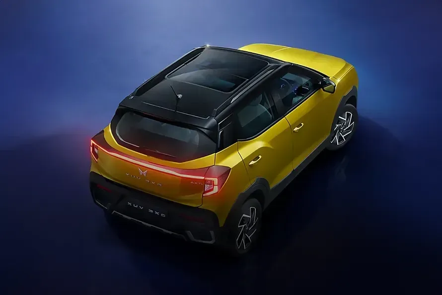 Mahindra XUV 3XO - 6