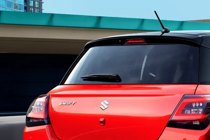 Maruti Suzuki Swift - 7